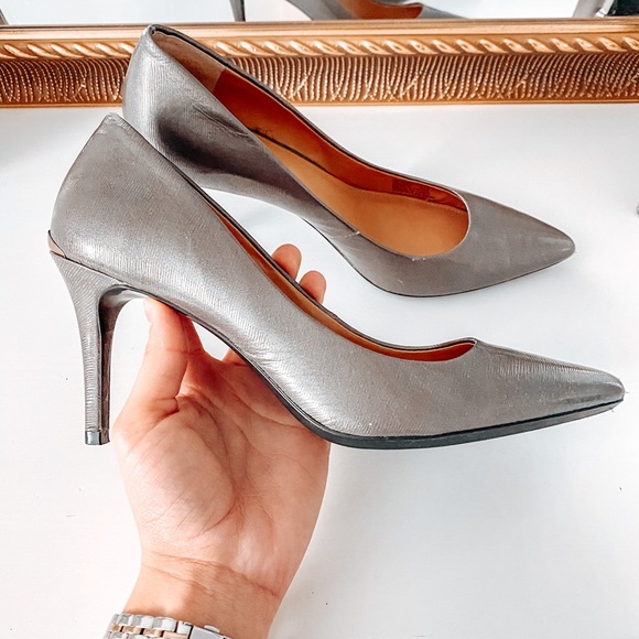 calvin klein gayle pointed toe pumps